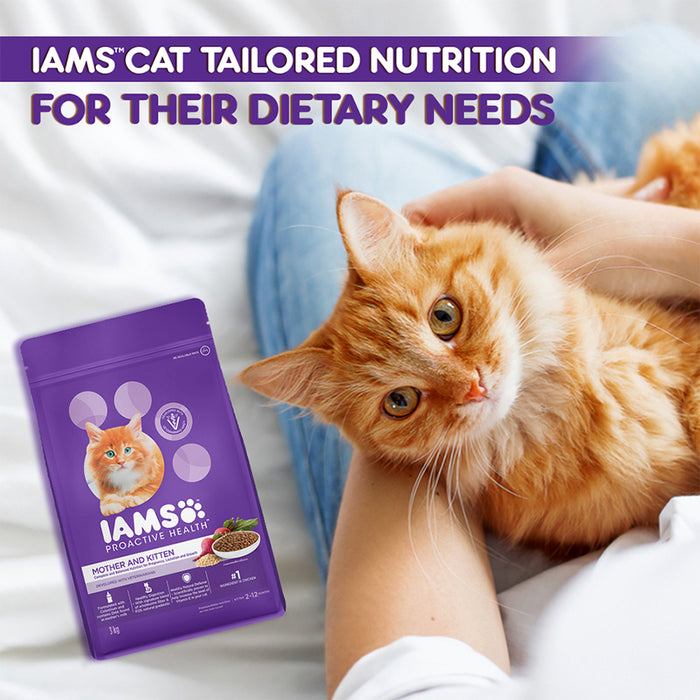 IAMS Proactive Health, Mother & Kitten (2-12 Months) Dry Premium Cat Food with Chicken, 3 Kg